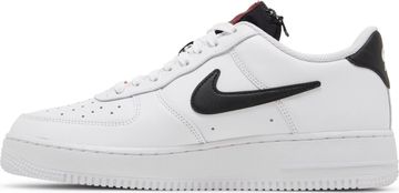 Foto do produto Tênis Nike Air Force 1 '07 Premium Carabiner - White Habanero Red