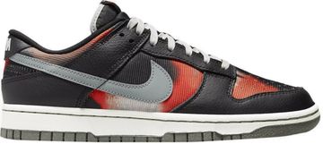 Foto do produto Tênis Nike Dunk Low Graffiti Pack - Black Red