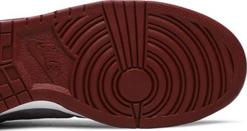 Foto do produto Tênis Nike Dunk Low Retro Vol. 1 SP Plum
