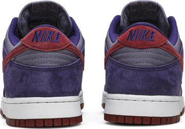 Foto do produto Tênis Nike Dunk Low Retro Vol. 1 SP Plum