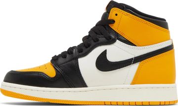 Foto do produto Tênis Air Jordan 1 Retro High OG Yellow Toe 