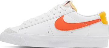 Foto do produto Tênis Nike Blazer Low 77 White Orange