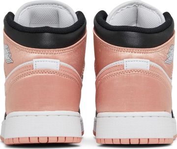 Foto do produto Tênis  Air Jordan 1 Mid White Light Madder Root