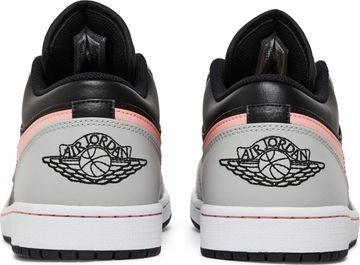 Foto do produto Tênis Air Jordan 1 Low Grey Fog Bleached Coral