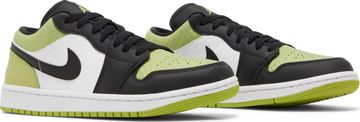 Foto do produto Tênis Air Jordan 1 Low Vivid Green Snakeskin