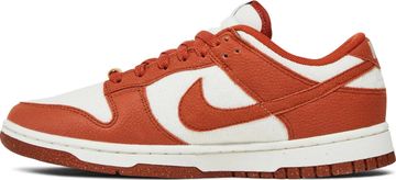 Foto do produto Tênis Nike Dunk Low Retro Sun Club