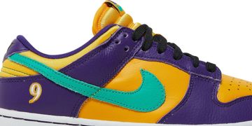 Foto do produto Tênis Nike Lisa Leslie x Wmns Dunk Low Sparks