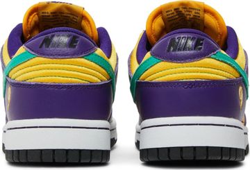 Foto do produto Tênis Nike Lisa Leslie x Wmns Dunk Low Sparks