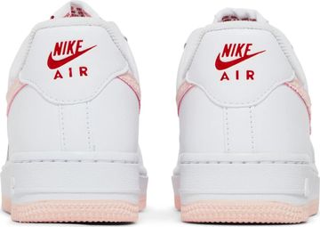 Foto do produto Tênis Nike Air Force 1 Low Valentines Day 2022