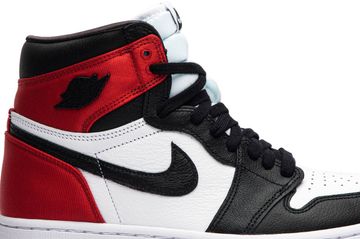 Foto do produto Tênis Air Jordan 1 Retro High Satin Black Toe