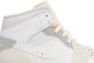 Foto do produto Tênis  Air Jordan 1 Mid SE Inside Out