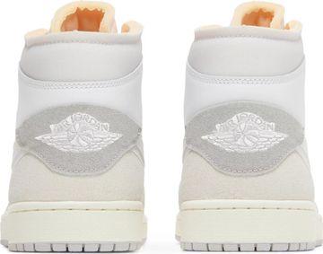 Foto do produto Tênis  Air Jordan 1 Mid SE Inside Out