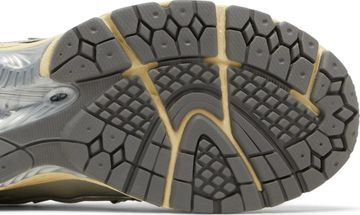 Foto do produto Tênis New Balance Thisisneverthat x 1906R The 2022 Downtown Run
