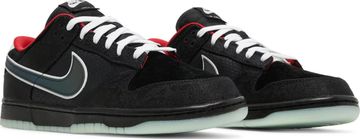 Foto do produto Tênis Nike League of Legends x Dunk Low