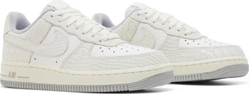 Foto do produto Tênis Nike Air Force 1 '07 White Python