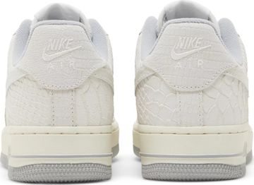 Foto do produto Tênis Nike Air Force 1 '07 White Python