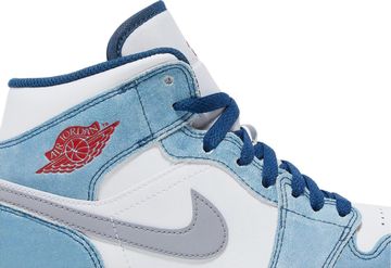 Foto do produto Tênis  Air Jordan 1 Mid SE French Blue