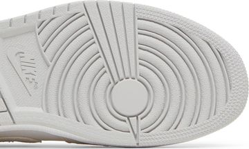 Foto do produto Tênis Air Jordan 1 Low SE Craft Inside Out