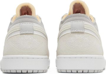 Foto do produto Tênis Air Jordan 1 Low SE Craft Inside Out