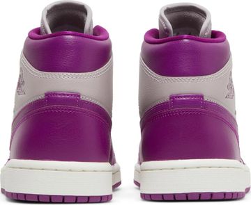 Foto do produto Tênis  Air Jordan 1 Mid Magenta