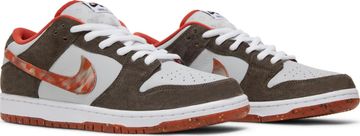 Foto do produto Tênis Nike Crushed D.C. x Dunk Low SB Golden Hour