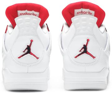 Foto do produto Tênis Air Jordan 4 Retro Red Metallic