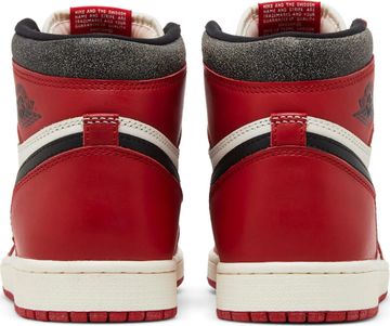 Foto do produto Tênis Air Jordan 1 Retro High OG Chicago Lost & Found