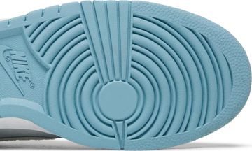 Foto do produto Tênis Nike Dunk Low Fleece Swoosh - Light Blue