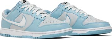 Foto do produto Tênis Nike Dunk Low Fleece Swoosh - Light Blue