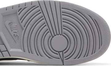 Foto do produto Tênis Air Jordan 1 Low SE Craft Inside Out - Obsidian