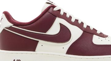 Foto do produto Tênis Nike Air Force 1 '07 LV8 College Pack - Night Maroon