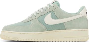 Foto do produto Tênis Nike Air Force 1 '07 LV8 Certified Fresh - Enamel Green