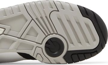 Foto do produto Tênis New Balance 550 Big Kid White Black