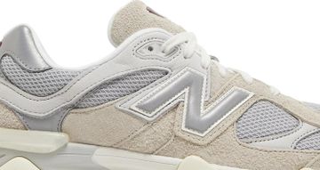 Foto do produto Tênis New Balance 9060 Lunar New Year