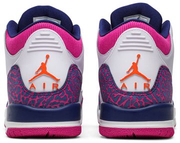 Foto do produto Tênis Air Jordan 3 Retro GG Barely Grape