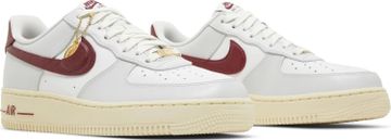 Foto do produto Tênis Nike Air Force 1 '07 SE Sisterhood - Team Red
