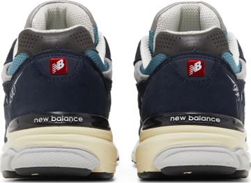 Foto do produto Tênis New Balance Teddy Santis x 990v3 Made in USA Navy