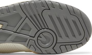 Foto do produto Tênis New Balance Aimé Leon Dore x 650R Silver