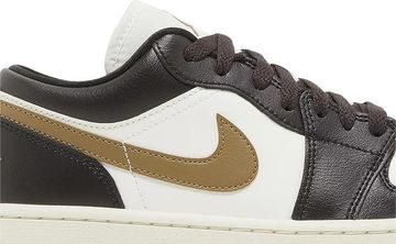 Foto do produto Tênis Air Jordan 1 Low Shadow Brown