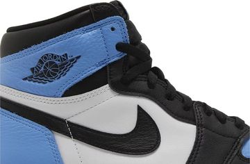 Foto do produto Tênis  Air Jordan 1 Retro High OG UNC Toe