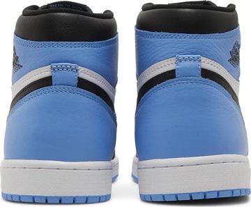 Foto do produto Tênis  Air Jordan 1 Retro High OG UNC Toe