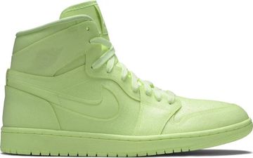 Foto do produto Tênis  Air Jordan 1 Retro High PRM Barely Volt