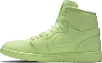 Foto do produto Tênis  Air Jordan 1 Retro High PRM Barely Volt