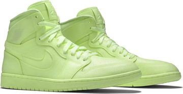 Foto do produto Tênis  Air Jordan 1 Retro High PRM Barely Volt