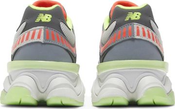 Foto do produto Tênis New Balance DTLR x 9060 Glow