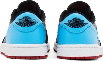 Foto do produto Tênis Air Jordan 1 Retro Low OG NC to Chi