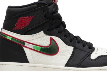 Foto do produto Tênis Air Jordan 1 High A Star Is Burn