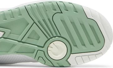 Foto do produto Tênis New Balance 550 White Mint Green