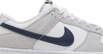 Foto do produto Tênis Nike Dunk Low Mini Swoosh - Football Grey Midnight Navy