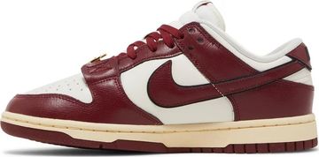 Foto do produto Tênis Nike Dunk Low SE Sisterhood - Team Red